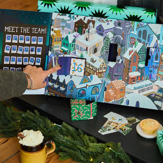 Night Out at the North Pole Jigsaw Puzzle Advent Calendar, 24 Festive Puzzles