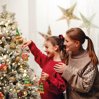 Loacker Advent Calendar with DIY Christmas Decorations, 24 Treats & Village