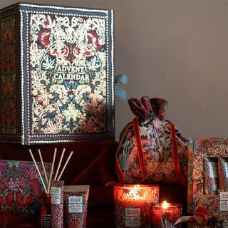 William Morris Advent Calendar 2026, 24 Bath & Body Treats, Oak & Willow